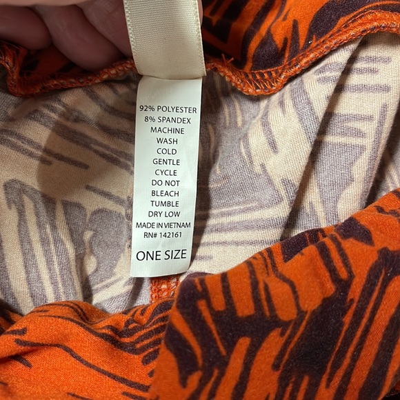 LuLaRoe OS One Size Geometric Leggings - Picture 5 of 6